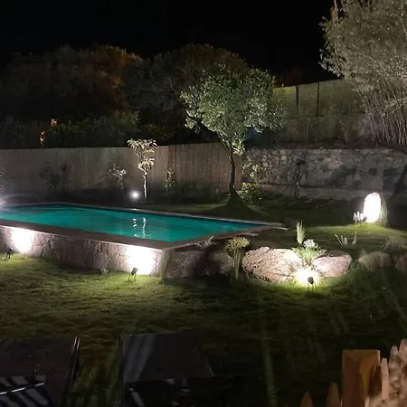 Magnifique Maison Entièrement Rénovée Avec Piscine *