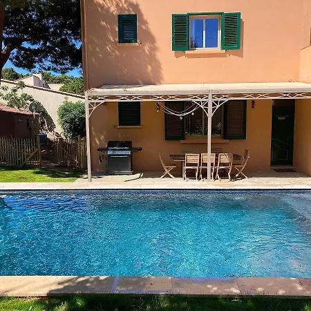 Magnifique Maison Entièrement Rénovée Avec Piscine Villa